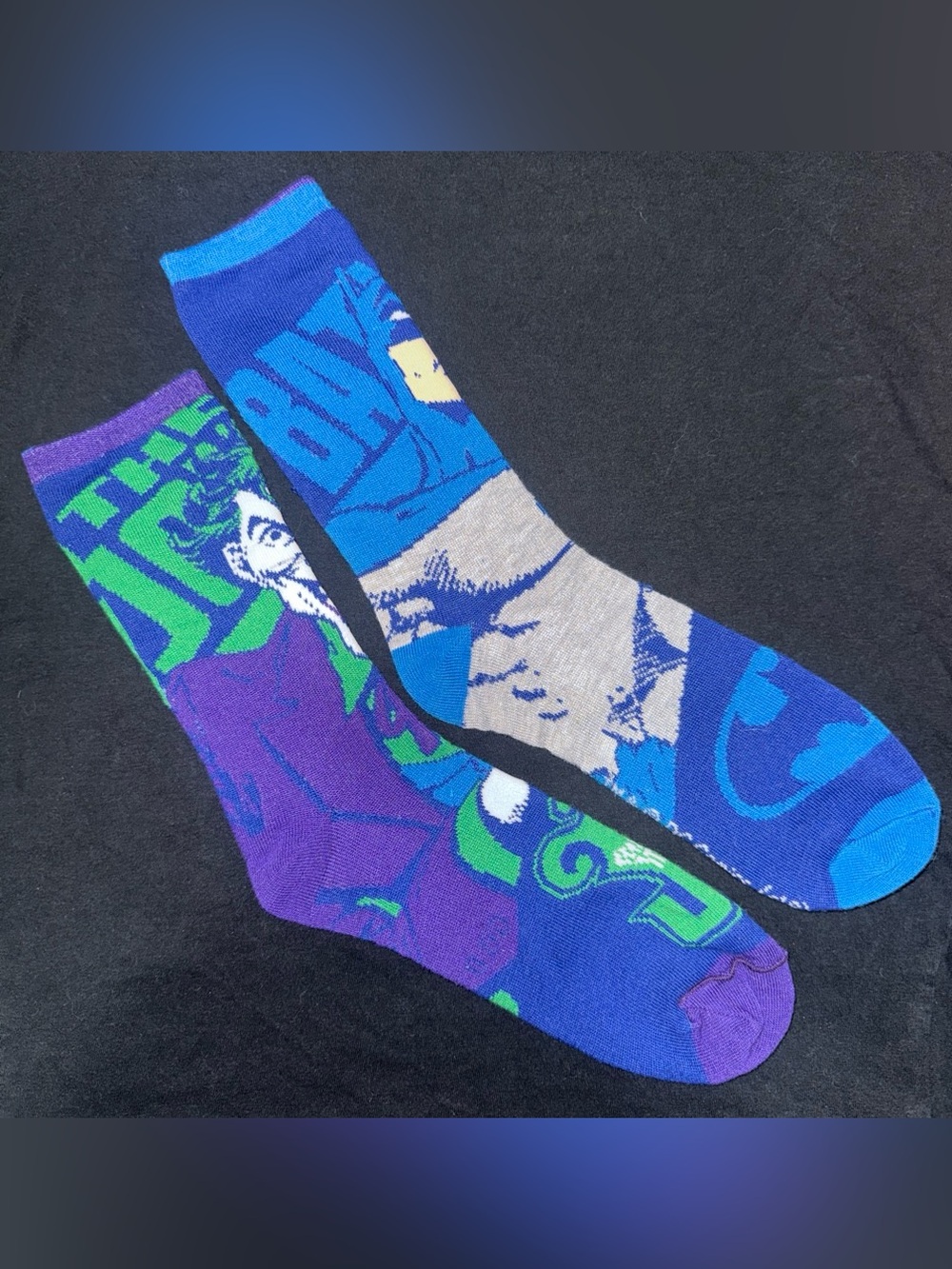 DC Comics Reversible 2-in-1 Batman/Joker Graphic Socks